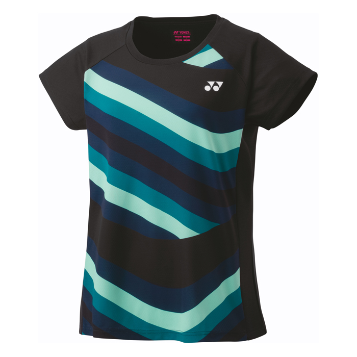 YONEXバドミントンセット（赤ショートパンツ×2・青Tシャツ・黒Tシャツ） YONEXバドミントンセット（赤ショートパンツ×2・青Tシャツ・黒T